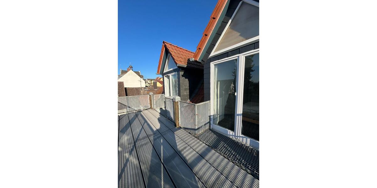 Charmante 2-Zimmer-Wohnung mit Galerie, Einbauküche und Stauraum 2 zimmer