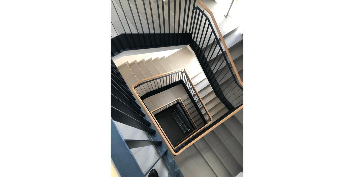 Etagenwohnung Sonneberg - 2 Zimmer, 81 m&sup2;, 764&euro; | Angebot:26195592