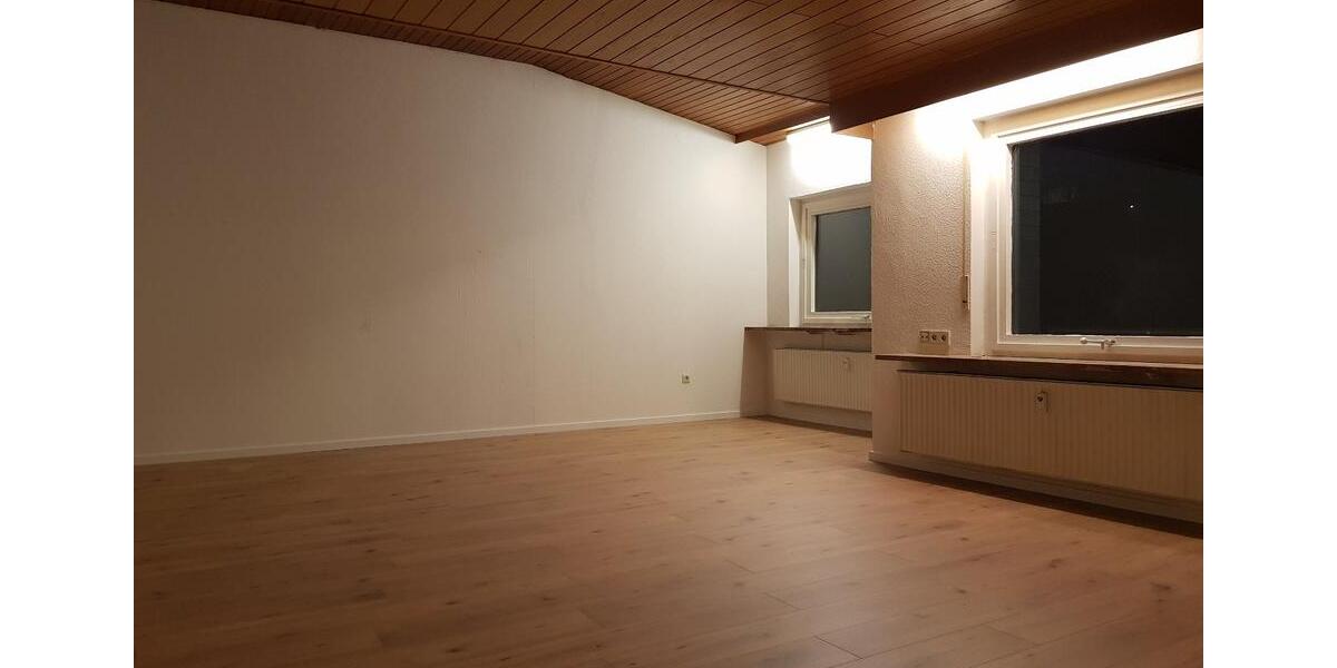 Etagenwohnung Dettelbach - 2 Zimmer, 72 m&sup2;, 550&euro; | Angebot:24813905