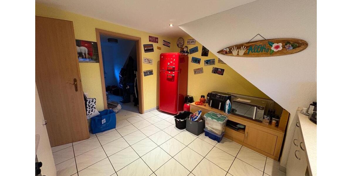 Dachgeschoßwohnung Essen Stadtbezirk VI - 4 Zimmer, 89 m&sup2;, 1.050&euro; | Angebot:24829746