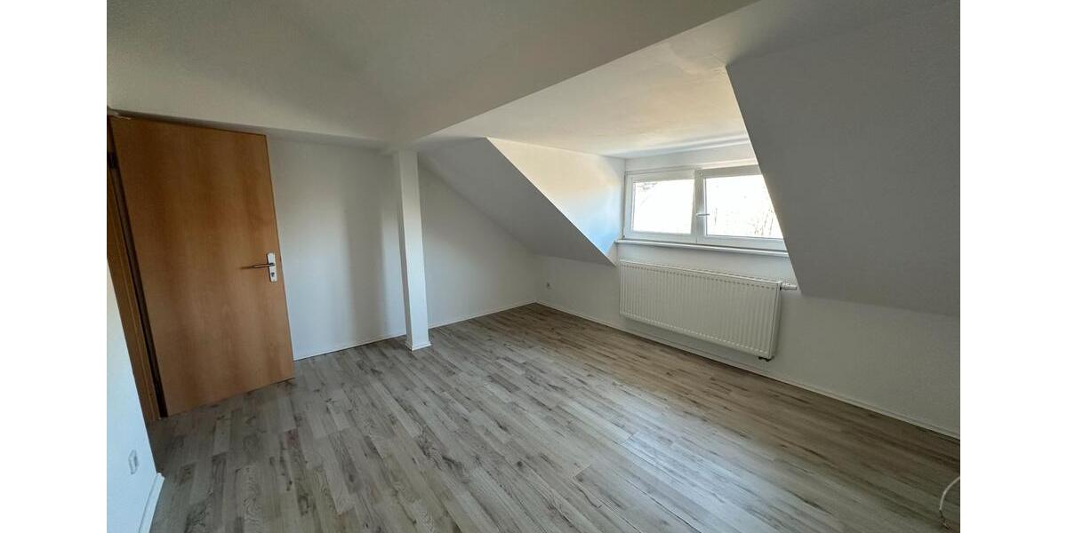 Einfamilienhaus Bingen am Rhein - 4 Zimmer, 100 m&sup2;, 1.200&euro; | Angebot:25900682