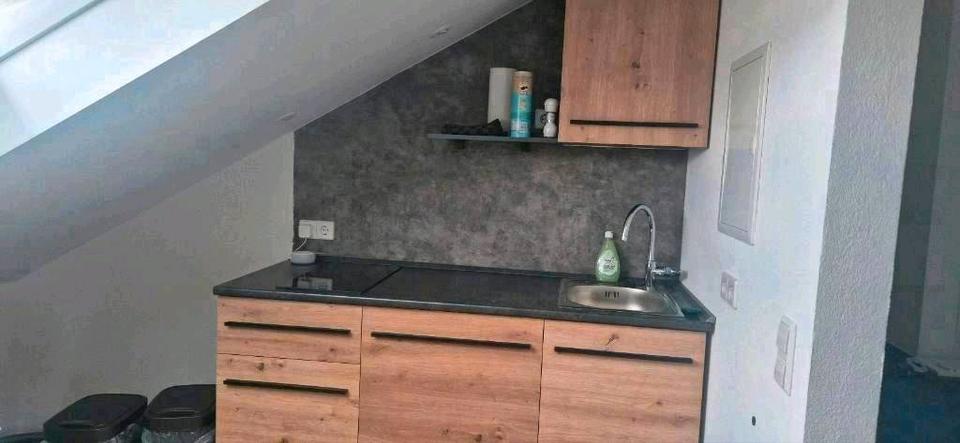 Dachgeschoßwohnung Hügelsheim - 1 Zimmer, 20 m&sup2;, 650&euro; | Angebot:26637758
