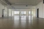 VIELSEITIGE NUTZUNG-PRODUKTIONLAGERHALLE 2.5 zimmer