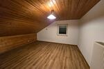 Dachgeschoßwohnung Grünberg - 3 Zimmer, 93 m&sup2;, 900&euro; | Angebot:26432407