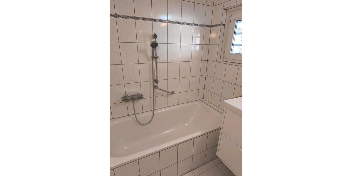 Erdgeschoßwohnung Troisdorf - 3 Zimmer, 60 m&sup2;, 740&euro; | Angebot:24830819