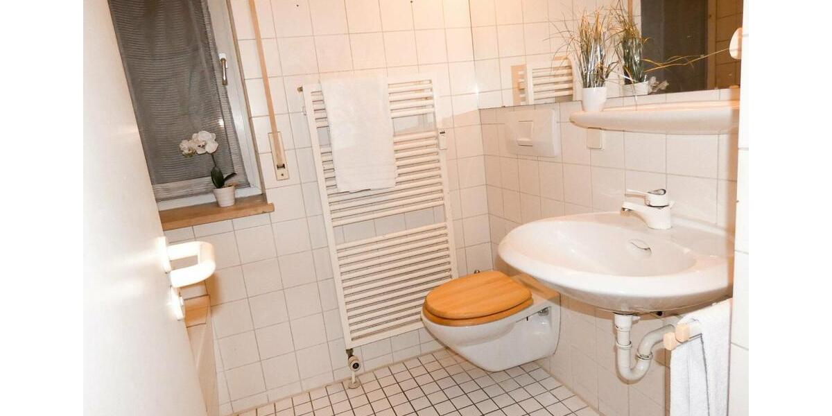 Wohnen auf Zeit Pentling - 2 Zimmer, 70 m&sup2;, 72&euro; | Angebot:10678325