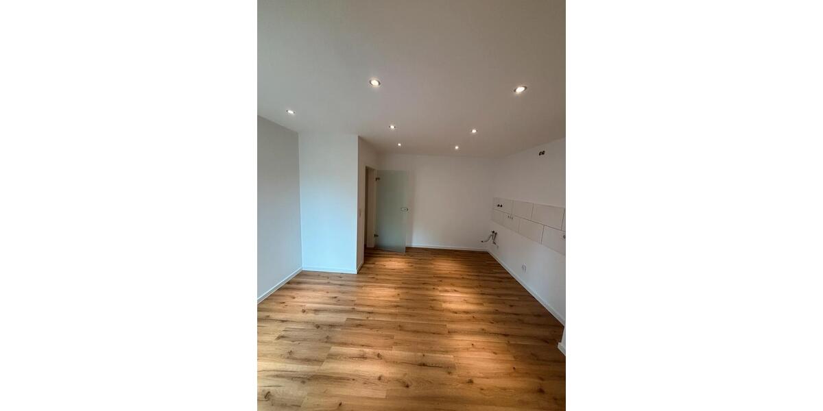 Etagenwohnung Bexbach - 2 Zimmer, 70 m&sup2;, 700&euro; | Angebot:26207376