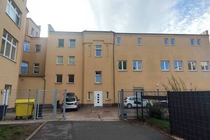 Wohnung Bitterfeld Bitterfeld - 3 Zimmer, 95 m&sup2;, 575&euro; | Angebot:26630290