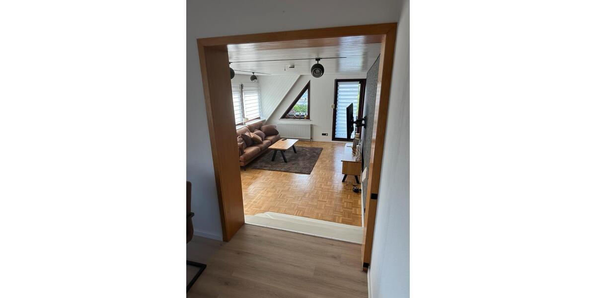 Etagenwohnung Celle Altenhagen - 3 Zimmer, 110 m&sup2;, 1.100&euro; | Angebot:26693506