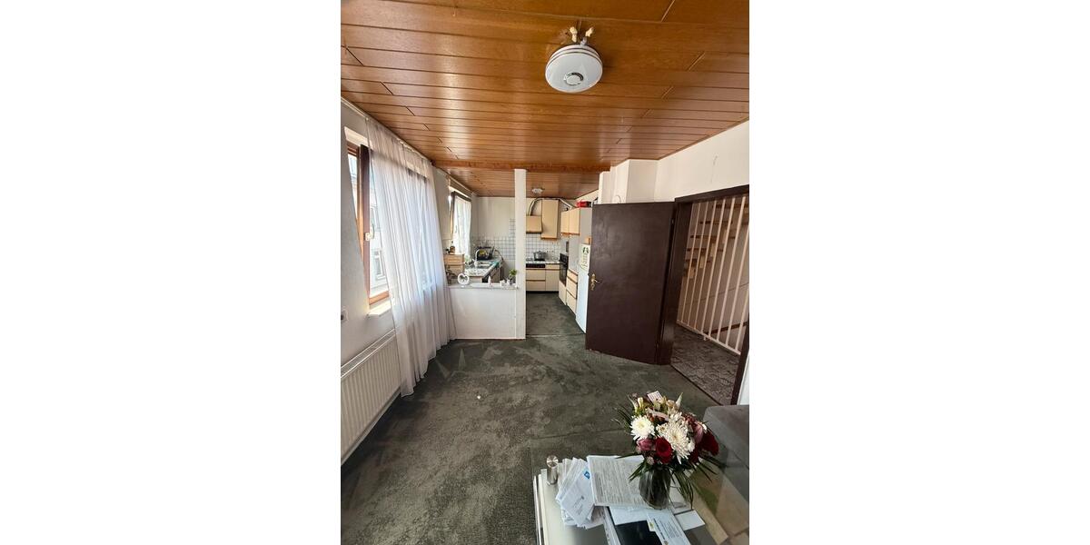 Etagenwohnung Merzig - 5 Zimmer, 160 m&sup2;, 1.250&euro; | Angebot:26069167