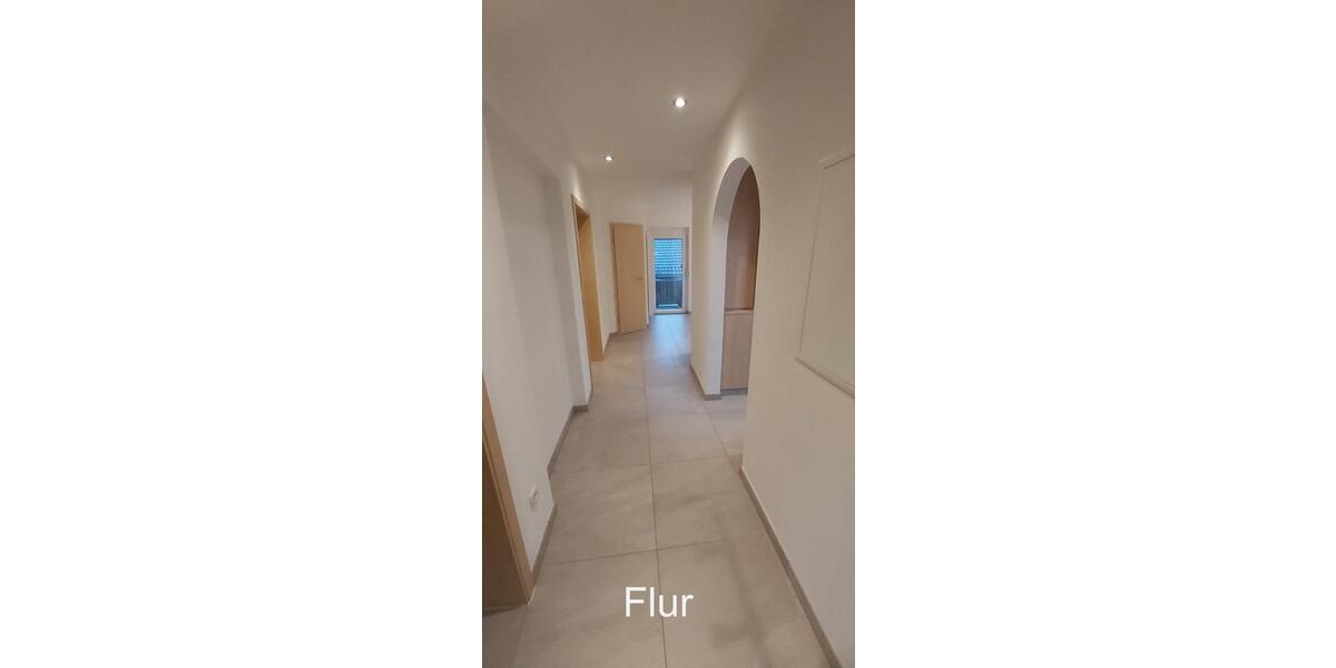 Etagenwohnung Werbach - 4 Zimmer, 111 m&sup2;, 880&euro; | Angebot:26234302