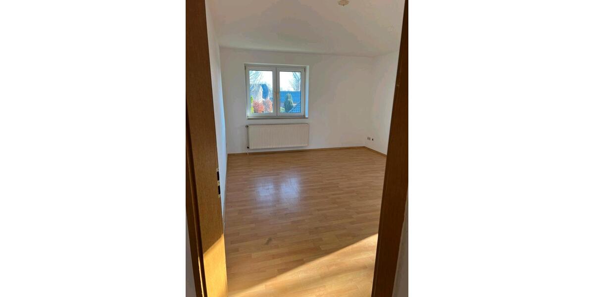 Etagenwohnung Oldenburg Etzhorn - 3 Zimmer, 74 m&sup2;, 550&euro; | Angebot:26680530