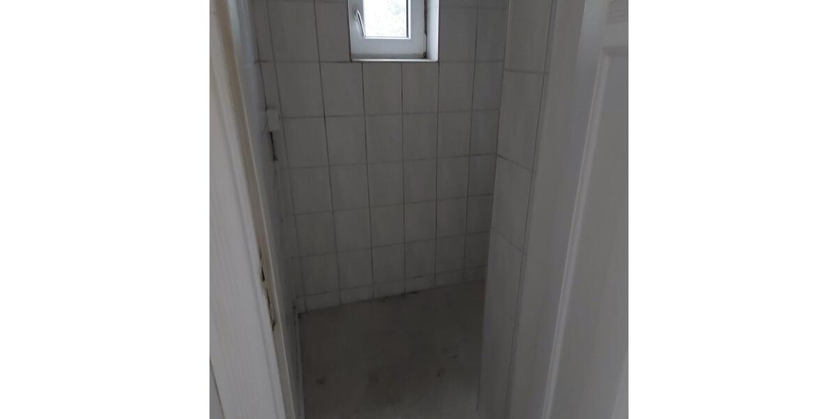Etagenwohnung Flensburg Fruerlund - 4 Zimmer, 101 m&sup2;, 905&euro; | Angebot:23750426