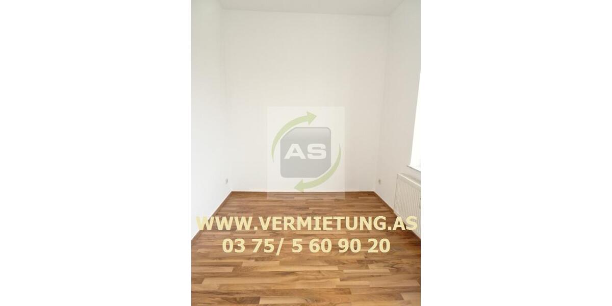 Etagenwohnung Zwickau - 5 Zimmer, 105 m&sup2;, 695&euro; | Angebot:26587847
