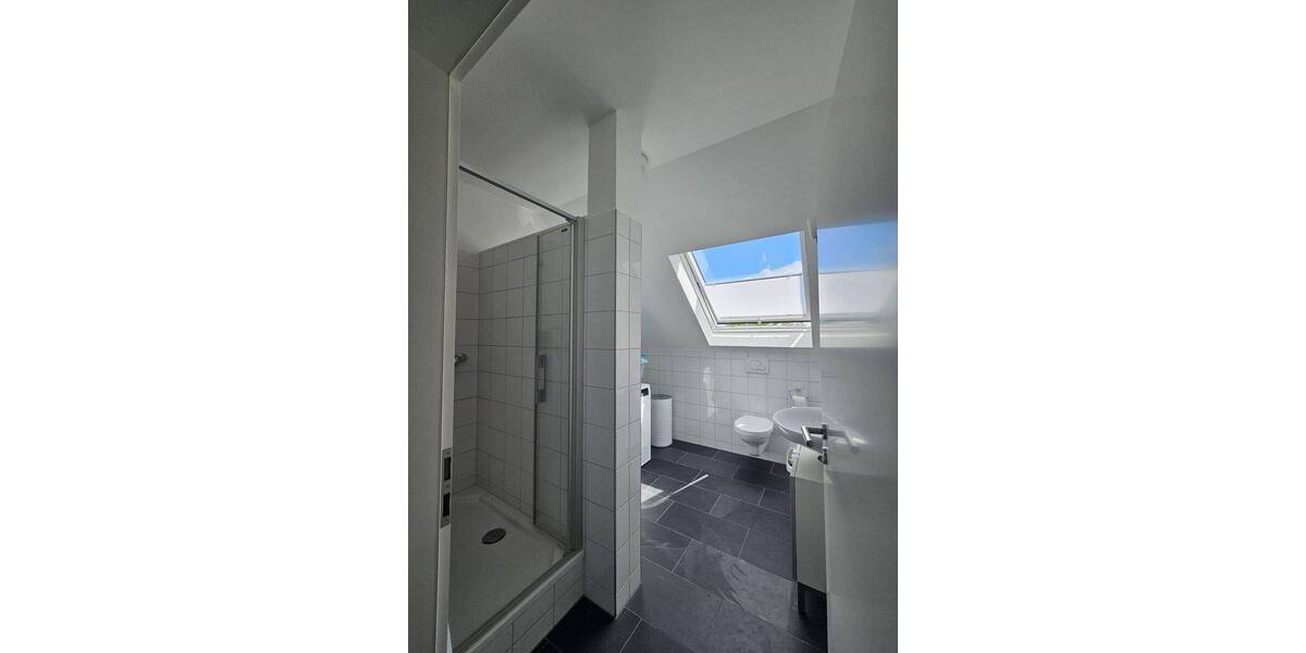 Etagenwohnung Bitburg - 5 Zimmer, 177 m&sup2;, 1.220&euro; | Angebot:25693098