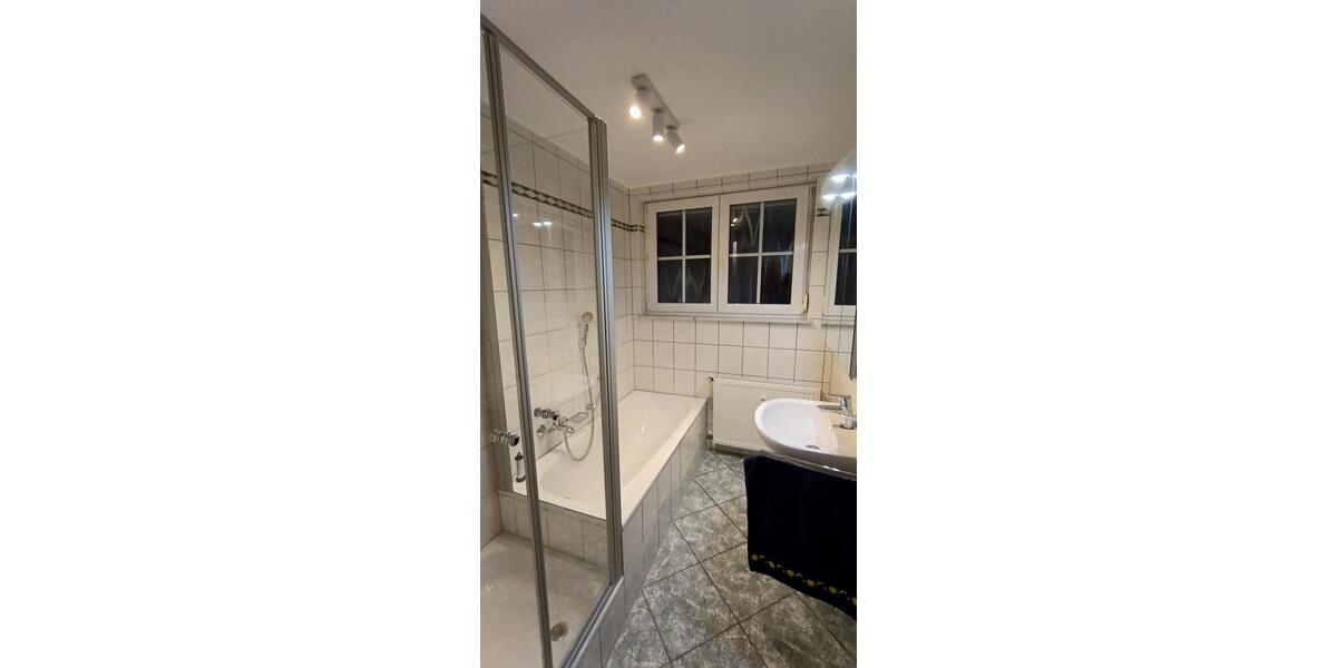 Dachgeschoßwohnung Westhausen - 3.5 Zimmer, 86 m&sup2;, 775&euro; | Angebot:25760638