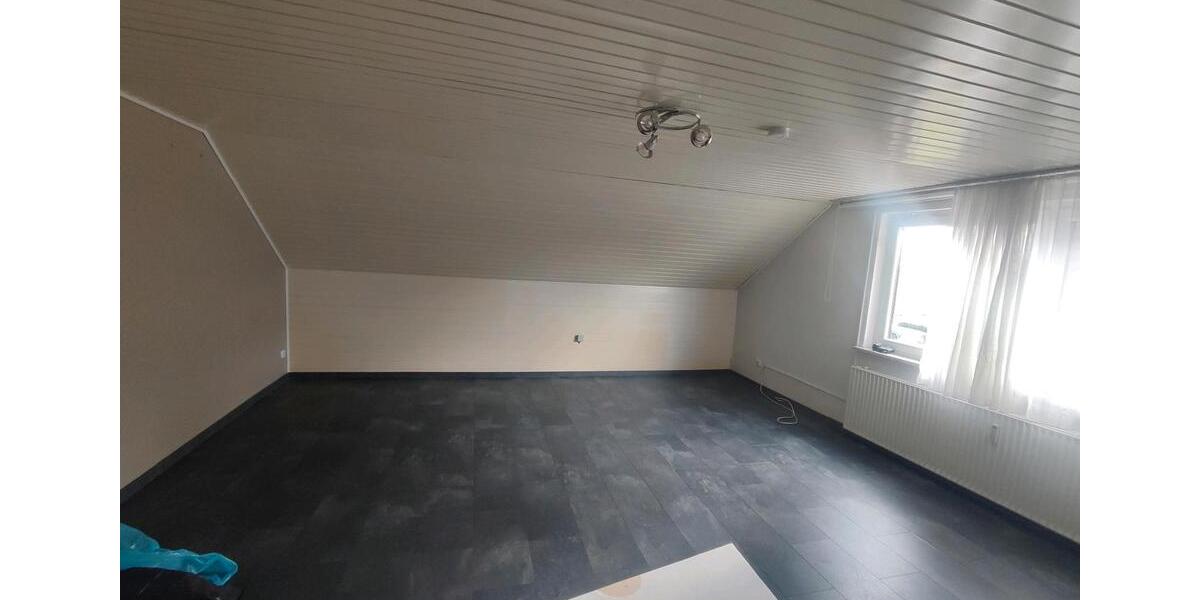 Dachgeschoßwohnung Wolfsburg Almke - 2 Zimmer, 75 m&sup2;, 500&euro; | Angebot:24652440