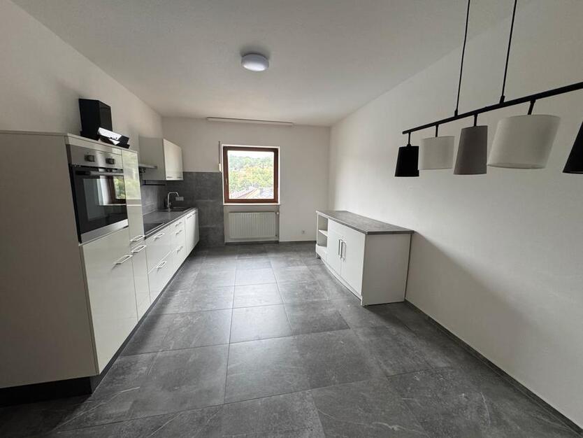 Helle 2,5-Zimmer-Wohnung in Landsweiler-Reden (Hauptstraße 165)