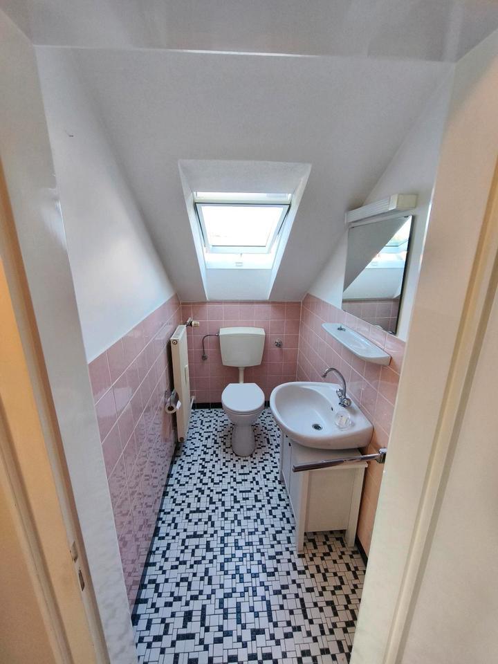 Schöne 2-Zimmer-Dachgeschoßwohnung in ruhiger Lage Gellershagen