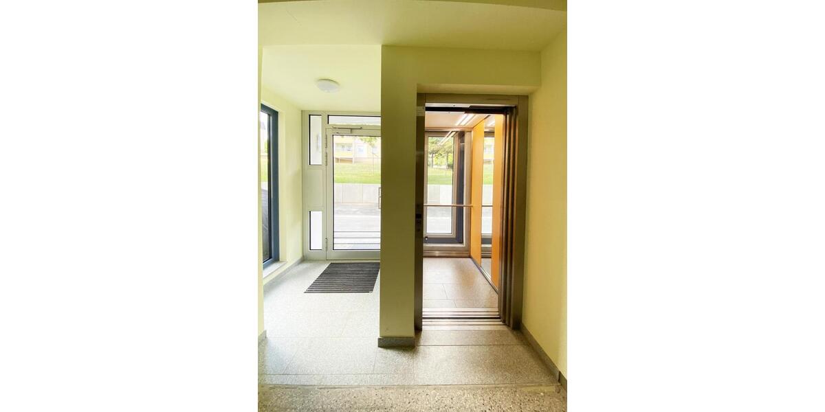 Erdgeschoßwohnung Hohenstein-Ernstthal Ernstthal - 4 Zimmer, 69 m&sup2;, 433&euro; | Angebot:24270014