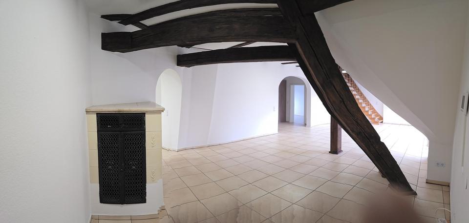 Dachgeschoßwohnung Uffenheim - 5 Zimmer, 165 m&sup2;, 1.815&euro; | Angebot:25812838