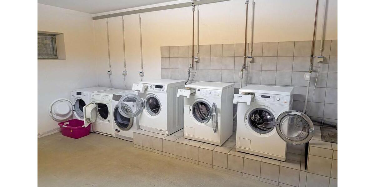 Dachgeschoßwohnung Sundern (Sauerland) - 3 Zimmer, 85 m&sup2;, 650&euro; | Angebot:26589331