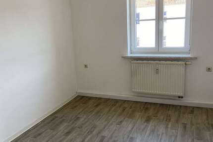 Wohnung zum Mieten in Kronach 370 € 46.23 m²