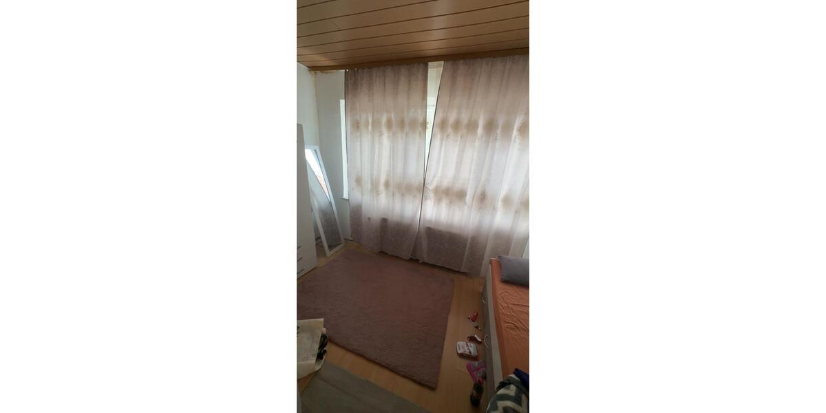 Etagenwohnung Bad Oeynhausen - 4 Zimmer, 110 m&sup2;, 1.000&euro; | Angebot:26507428