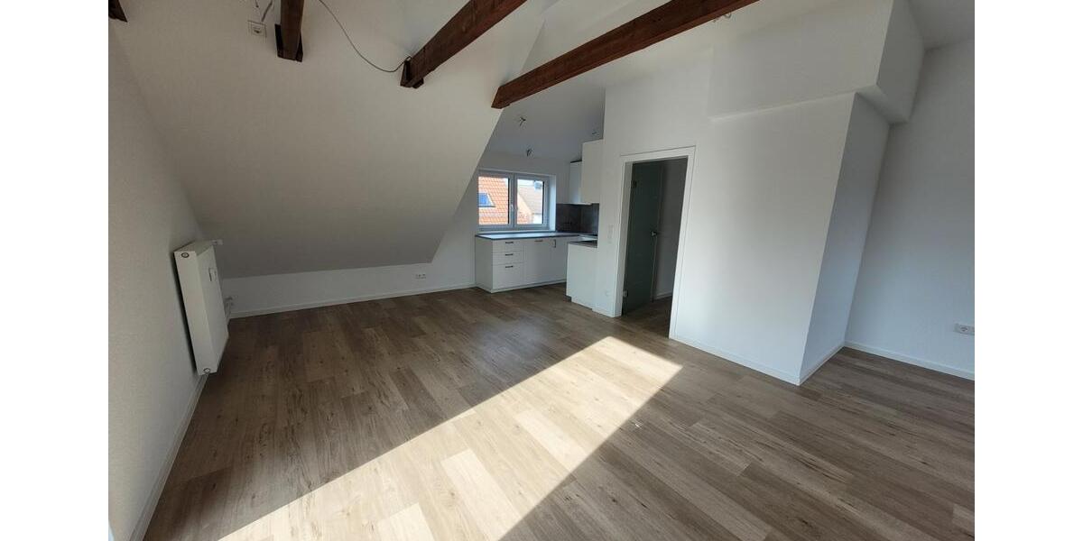 Dachgeschoßwohnung Rosdorf - 2 Zimmer, 75 m&sup2;, 890&euro; | Angebot:24837778