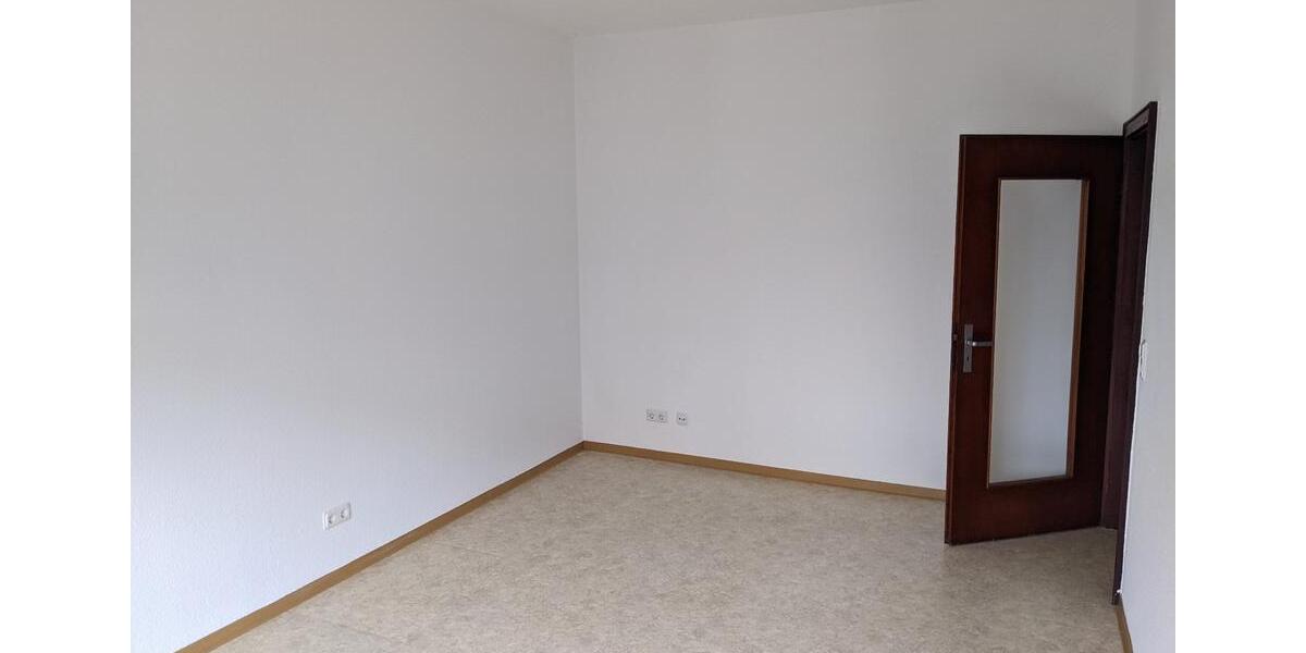 Erdgeschoßwohnung Saarbrücken Neue Bremm - 2 Zimmer, 58 m&sup2;, 415&euro; | Angebot:25282131