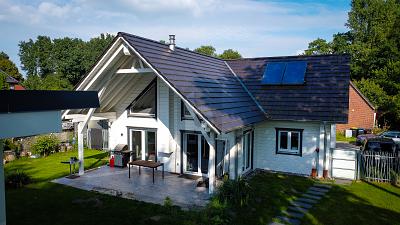 TRAUMHAFTER FLAIR MIT GALERIE UND TRAUM EBK - Einfamilienhaus Papenburg | Angebot:27019903