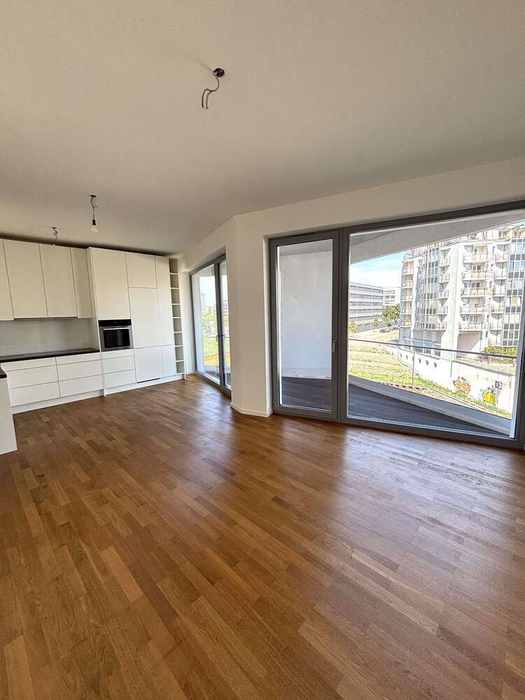 Wohnung zum Mieten in Berlin 1.940 € 77.66 m²