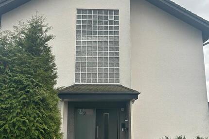 4 Zimmer Wohnung mit Garage und Garten 4 zimmer