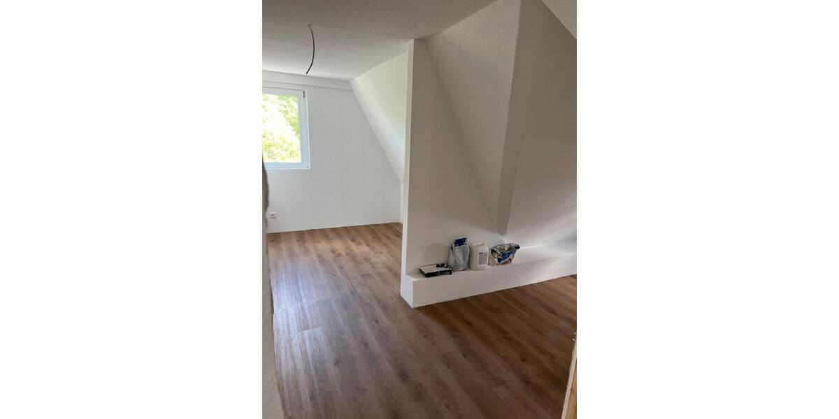 Dachgeschoßwohnung Linden - 1 Zimmer, 88 m&sup2;, 840&euro; | Angebot:26600844