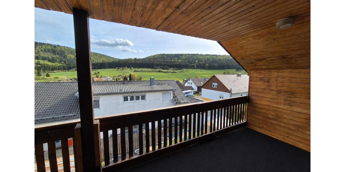 Dachgeschoßwohnung Seitingen-Oberflacht Oberflacht - 3 Zimmer, 87 m&sup2;, 850&euro; | Angebot:26346894