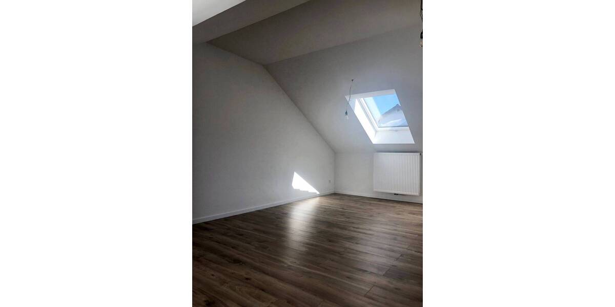 Doppelhaushälfte Schriesheim - 5 Zimmer, 197 m&sup2;, 1.990&euro; | Angebot:26820805