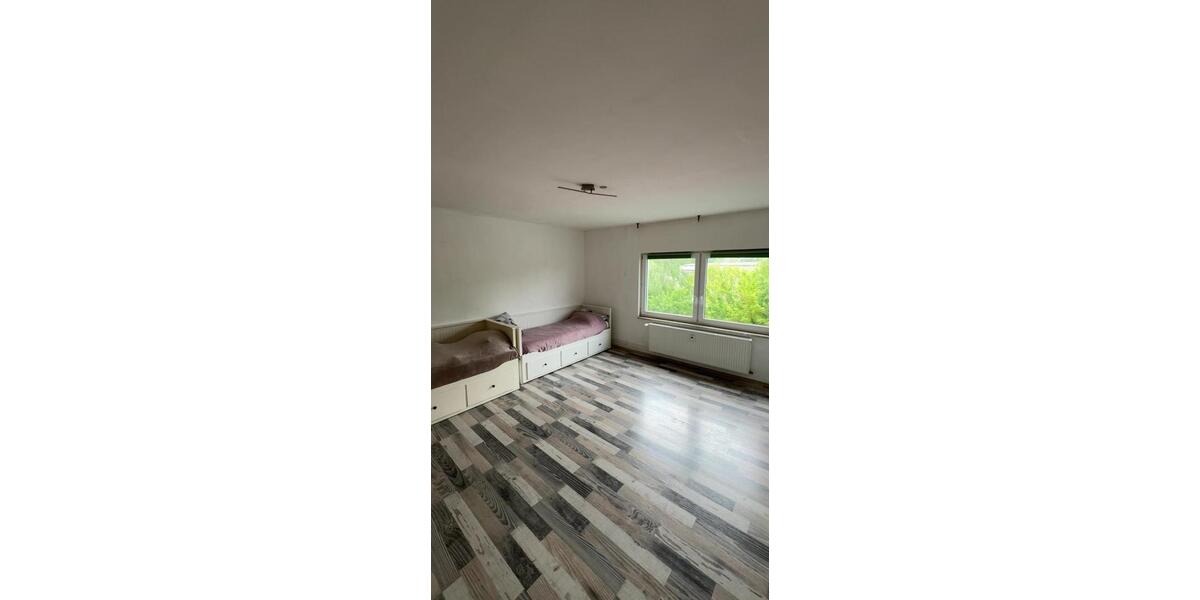 Dachgeschoßwohnung Zehdenick - 3 Zimmer, 80 m&sup2;, 950&euro; | Angebot:26645246