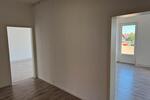 Etagenwohnung Wilhelmshaven - 4 Zimmer, 110 m&sup2;, 720&euro; | Angebot:26705876