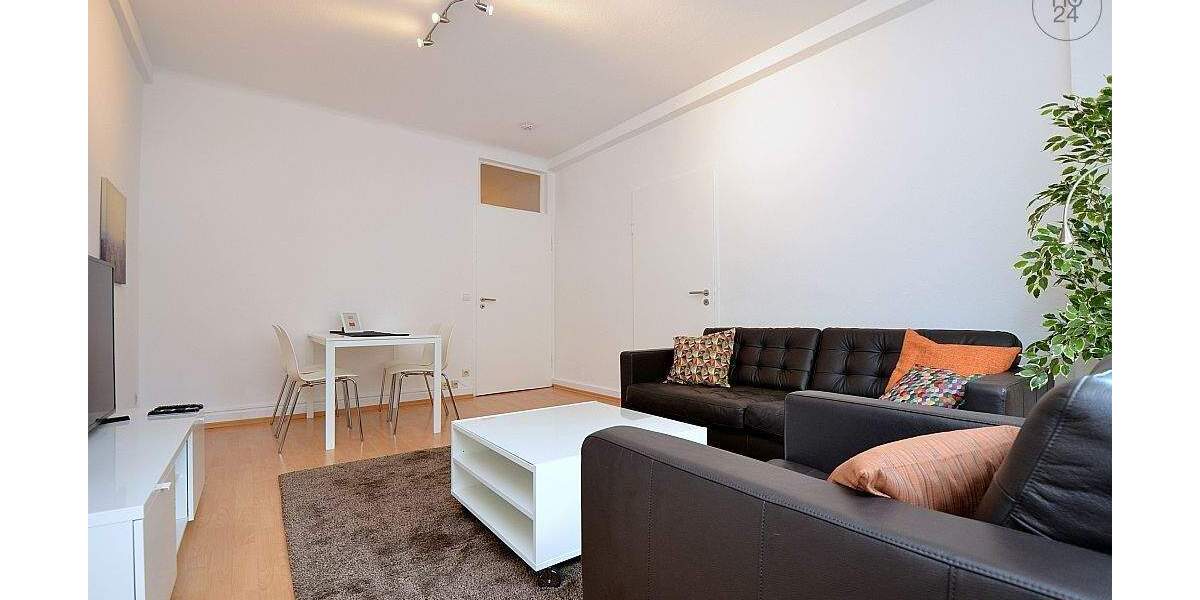 Helle, moderne Wohnung mit Balkon und zwei Schlafzimmern in Stuttgart West 3 zimmer