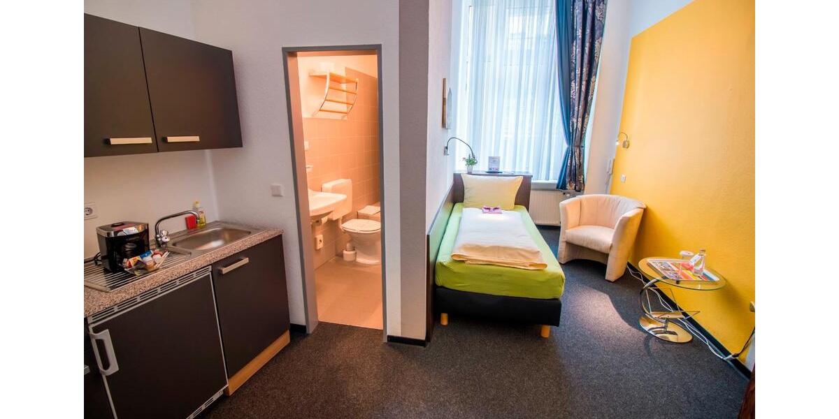 Wohnen auf Zeit Koblenz - 1 Zimmer, 18 m&sup2;, 890&euro; | Angebot:14029775