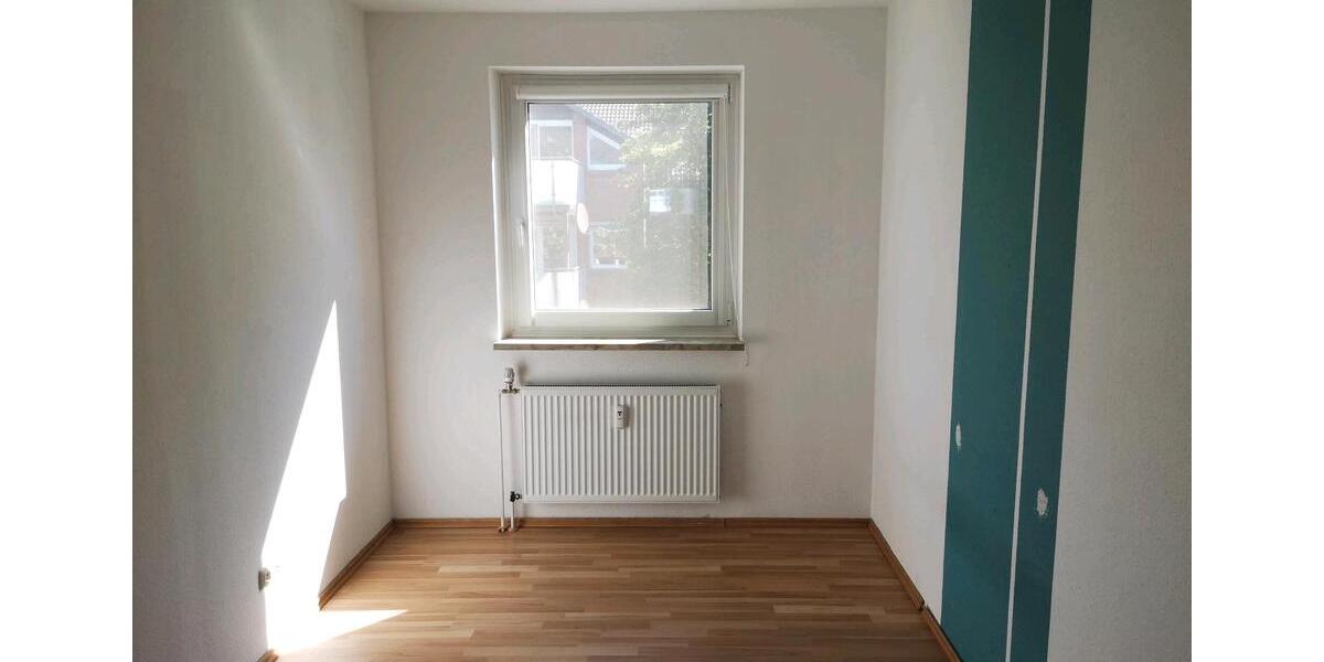 Etagenwohnung Königslutter am Elm - 3 Zimmer, 74 m&sup2;, 580&euro; | Angebot:26697620