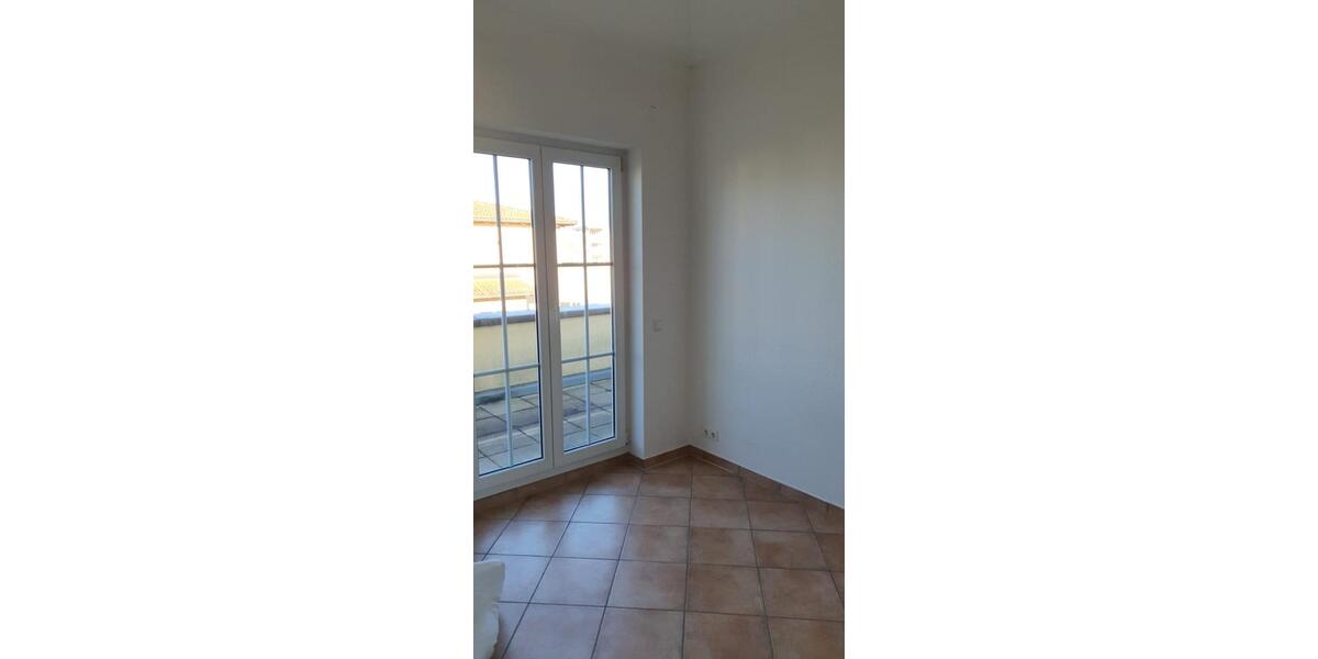 Dachgeschoßwohnung Denzlingen - 2 Zimmer, 68 m&sup2;, 950&euro; | Angebot:24767564