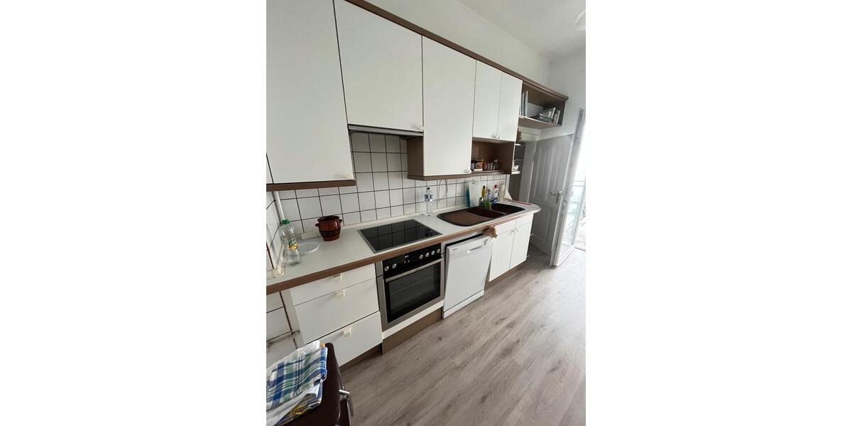 Etagenwohnung Braunschweig Lehndorf-Watenbüttel - 4 Zimmer, 104 m&sup2;, 1.300&euro; | Angebot:24854506