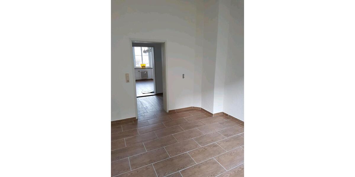 Erdgeschoßwohnung Sitzendorf - 4 Zimmer, 82 m&sup2;, 490&euro; | Angebot:25886936