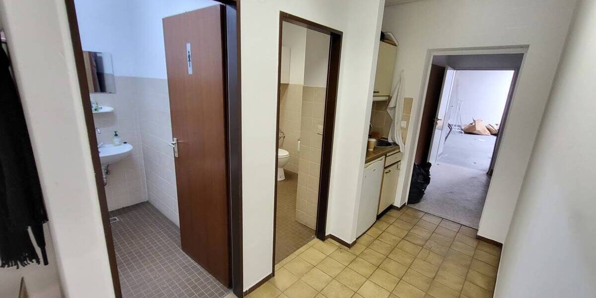 Gewerbeobjekt Lübeck / Sankt Lorenz Nord St. Lorenz Nord - 2 Zimmer, 73 m&sup2;, 1.300&euro; | Angebot:25670276