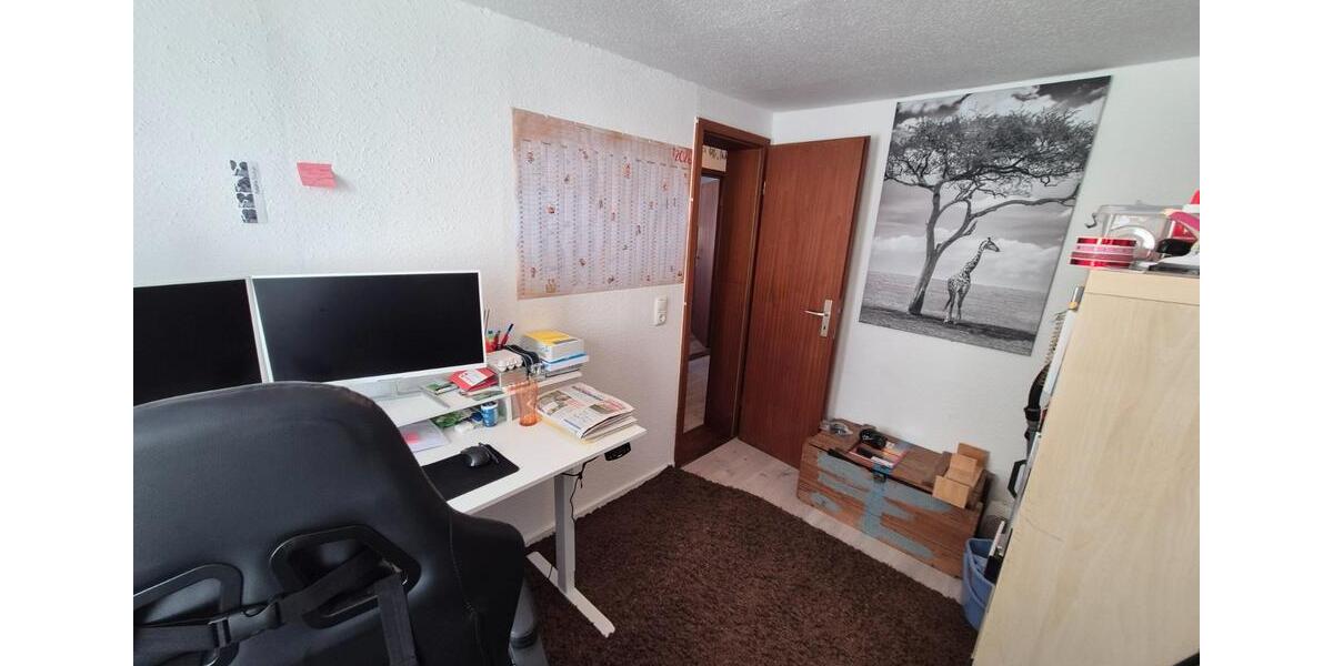 Dachgeschoßwohnung Neumünster - 3 Zimmer, 54 m&sup2;, 600&euro; | Angebot:26560695