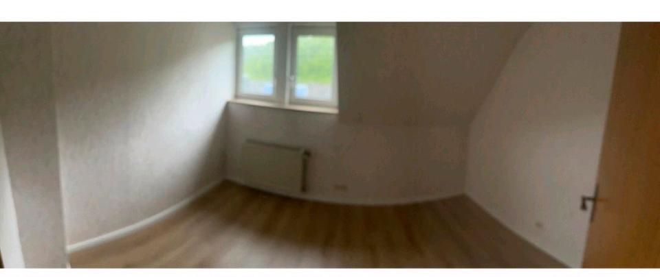 Dachgeschoßwohnung Siegen Dillnhütten - 3.5 Zimmer, 80 m&sup2;, 900&euro; | Angebot:26587562