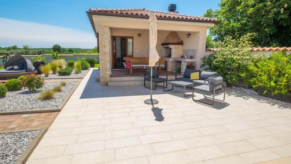 Villa München Altstadt-Lehel - 3 Zimmer, 110 m&sup2;, 1.190&euro; | Angebot:25922541