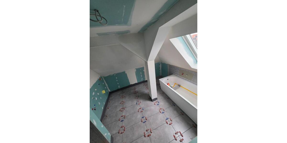 Dachgeschoßwohnung Böhlen - 3 Zimmer, 72 m&sup2;, 648&euro; | Angebot:24770522