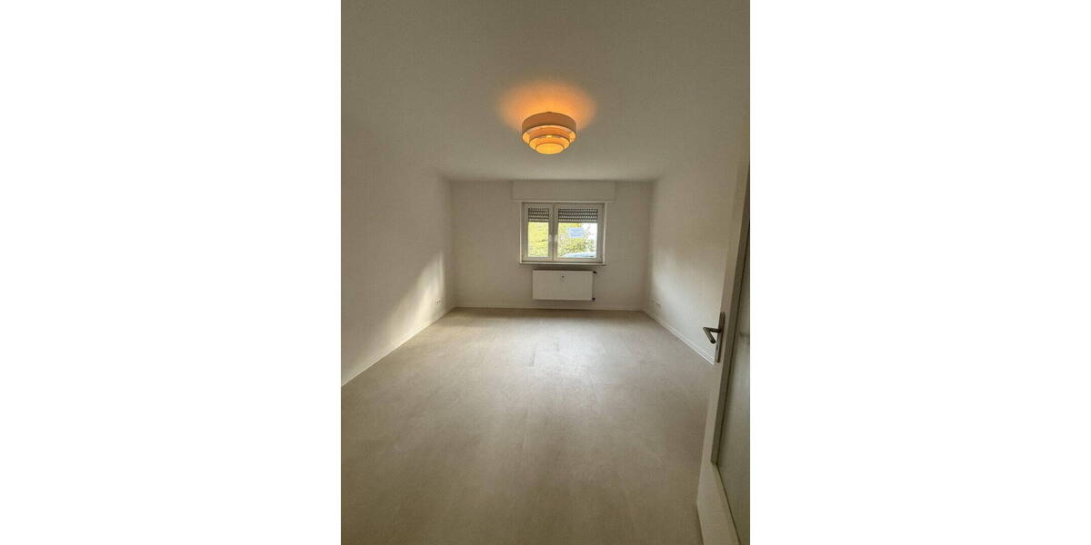 Etagenwohnung Annweiler am Trifels Annweiler - 3 Zimmer, 65 m&sup2;, 700&euro; | Angebot:26549973